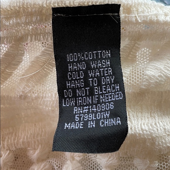 Lace tank, coverup - Picture 7 of 7